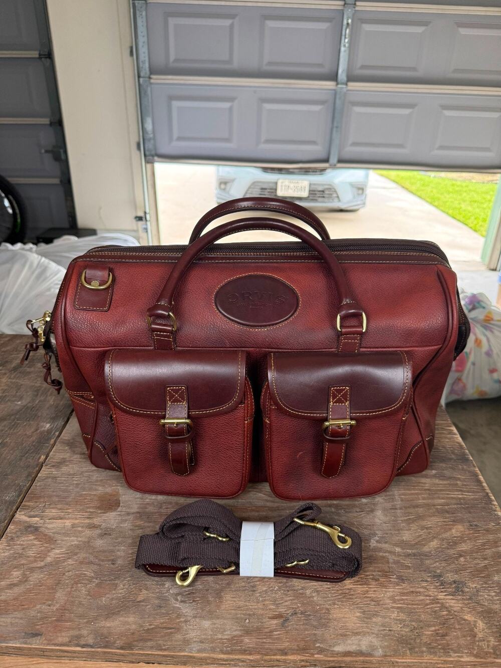 Orvis Brown Leather Duffel Travel Bag Weekender Carry On Luggage Shoulder Strap